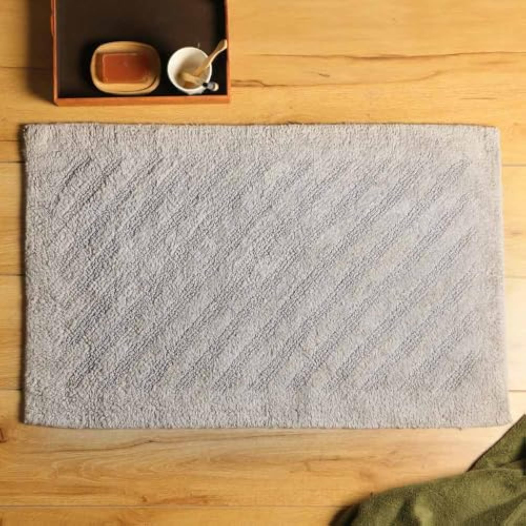 Luxury Rectangular Striped Tufted Bathmat Rug